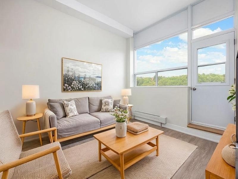 0102-1465 Lawrence Avenue West, Toronto, ON, M6L 1B2 - 4