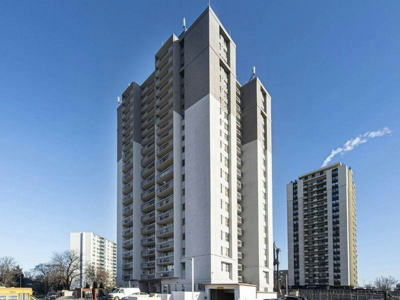 1465 Lawrence Avenue West, Toronto, ON, M6L 1B2 - 10