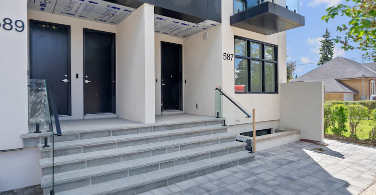 1-587 Oakwood Avenue, Toronto, ON, M6E 2X7 - 6