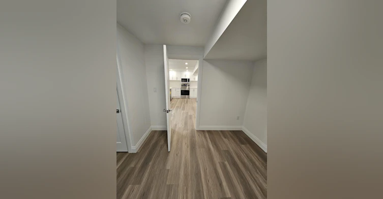 Upper-3 Kaufman Drive, Hamilton, ON, L0R 1C0 - 17