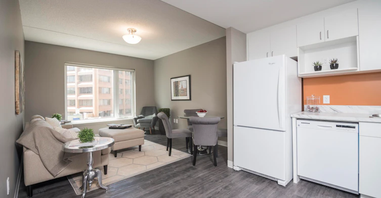 B1-320 Colony Street, Winnipeg, MB, R3C 0S8 - 3