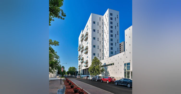 A3-320 Colony Street, Winnipeg, MB, R3C 0S8