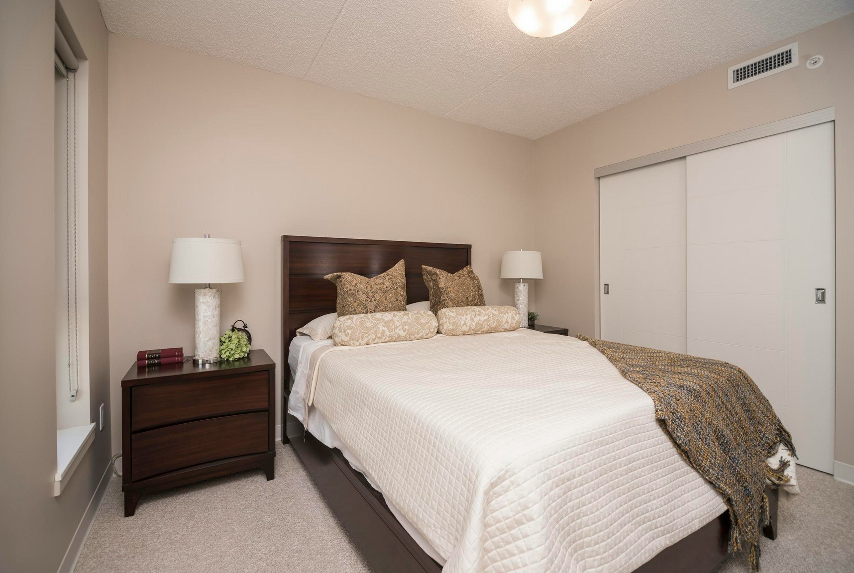 C1-320 Colony Street, Winnipeg, MB, R3C 0S8 - 17