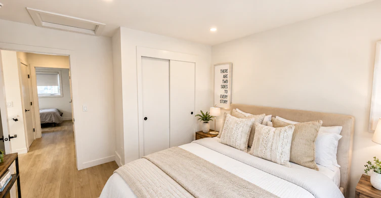 3010 4 Street Northwest, Calgary, AB, T2M 2M3 - 8