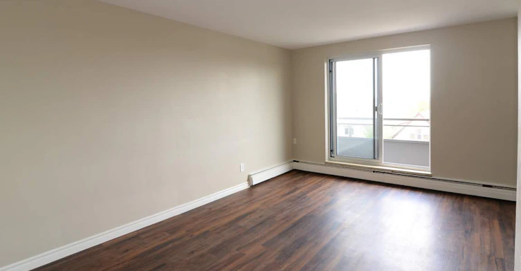0205-76 Aikman Avenue, Hamilton, ON, L8M 1P9 - 3