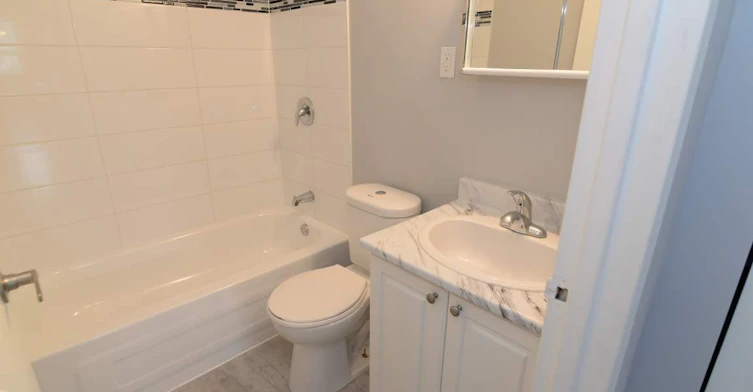 0205-76 Aikman Avenue, Hamilton, ON, L8M 1P9 - 9