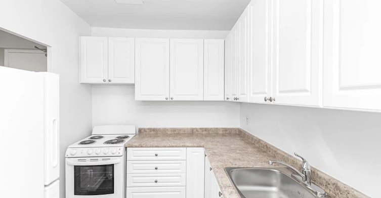 0314-240 Mohawk Road East, Hamilton, ON, L9A 2H7 - 13