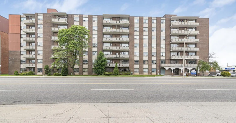 0210-240 Mohawk Road East, Hamilton, ON, L9A 2H7 - 2