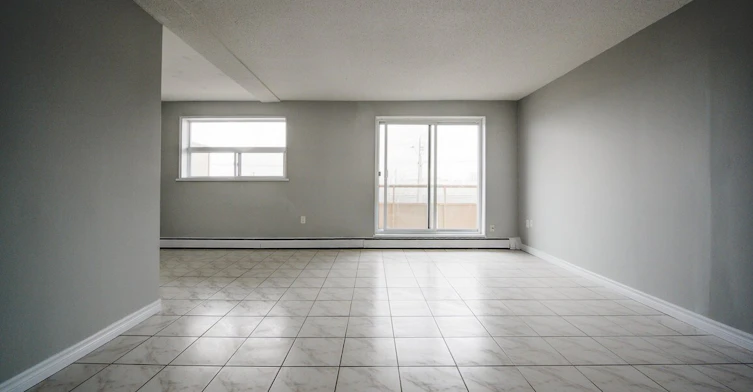 0104-40 Mohawk Road East, Hamilton, ON, L9A 2G7 - 6