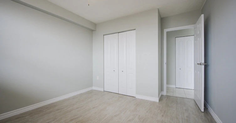 0104-40 Mohawk Road East, Hamilton, ON, L9A 2G7 - 11