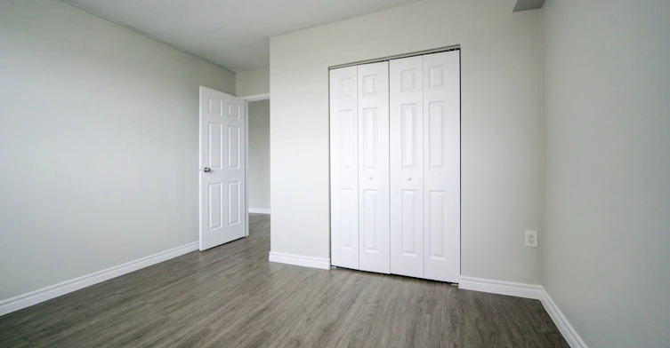 0104-40 Mohawk Road East, Hamilton, ON, L9A 2G7 - 12