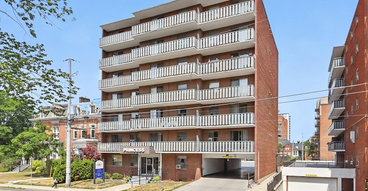 0705-42 Herkimer Street, Hamilton, ON, L8P 2G4 - 3