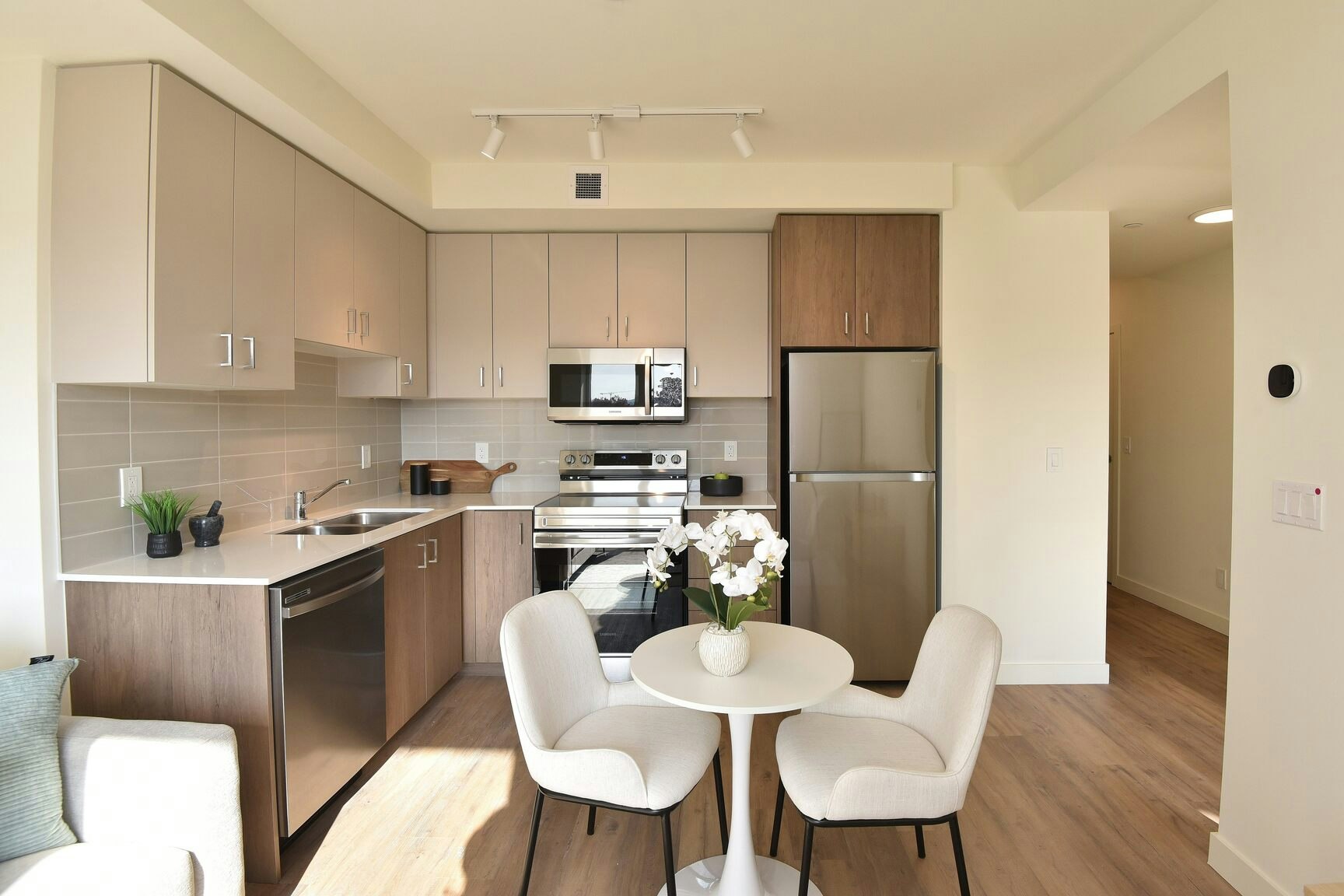 B1103-16 Roxanne Drive, Hamilton, ON, L8H 0B7 - 15