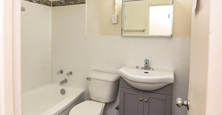 0105-633 Upper James Street, Hamilton, ON, L9C 2Y9 - 13