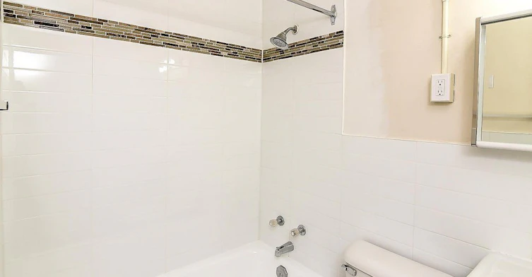 0105-633 Upper James Street, Hamilton, ON, L9C 2Y9 - 12