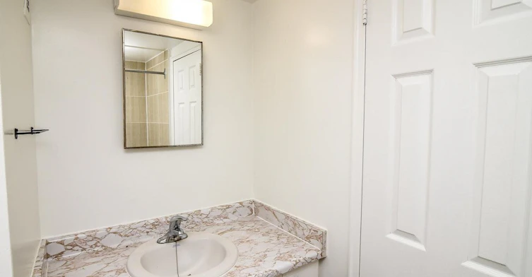 0305-16 Tremont Drive, St. Catharines, ON, L2T 3A9 - 15