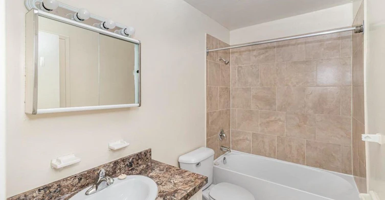 0207-1760 Main Street West, Hamilton, ON, L8S 1H2 - 15