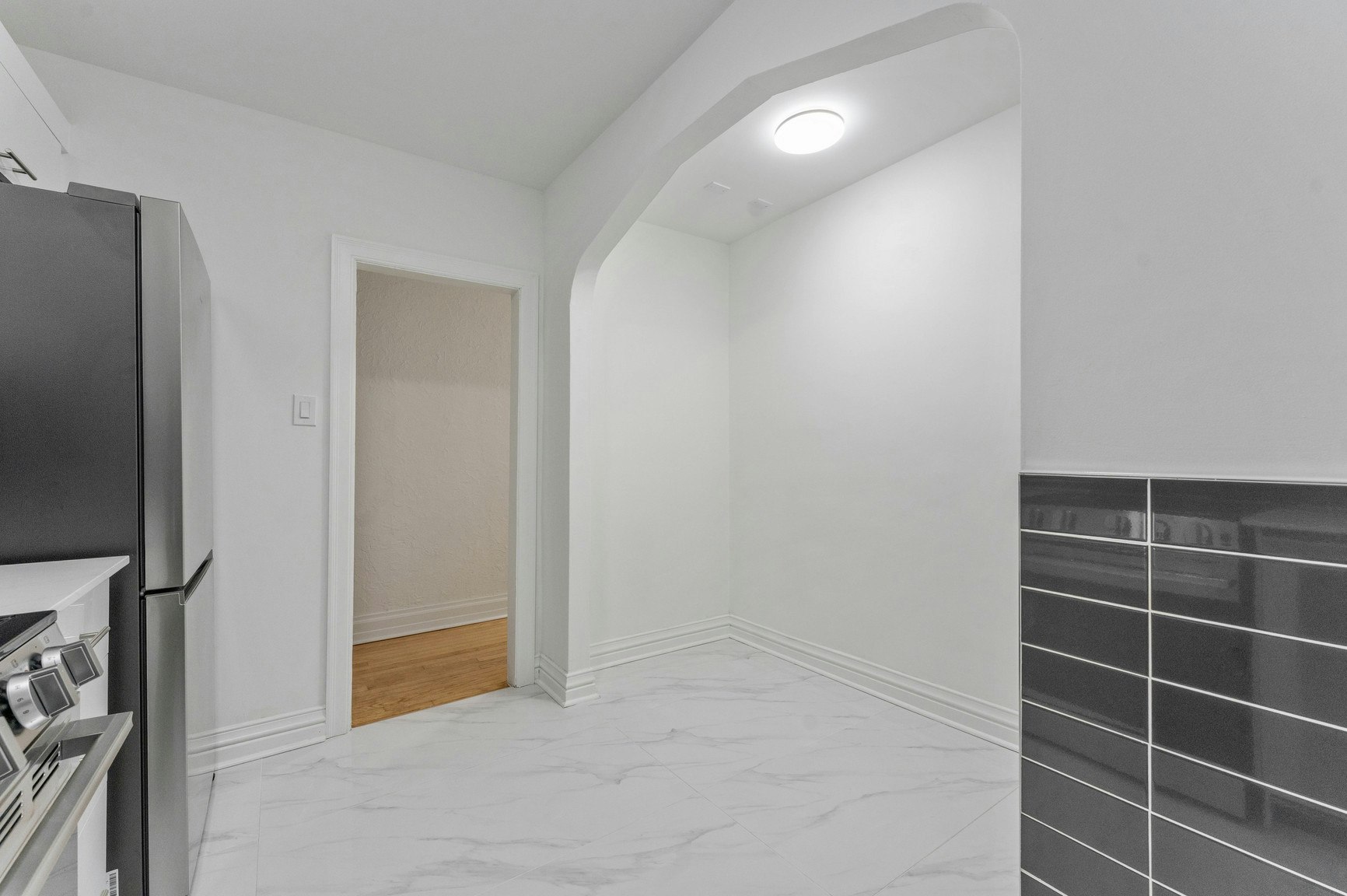 235 Cooper Street, Ottawa, ON, K2P 1L7 - 9