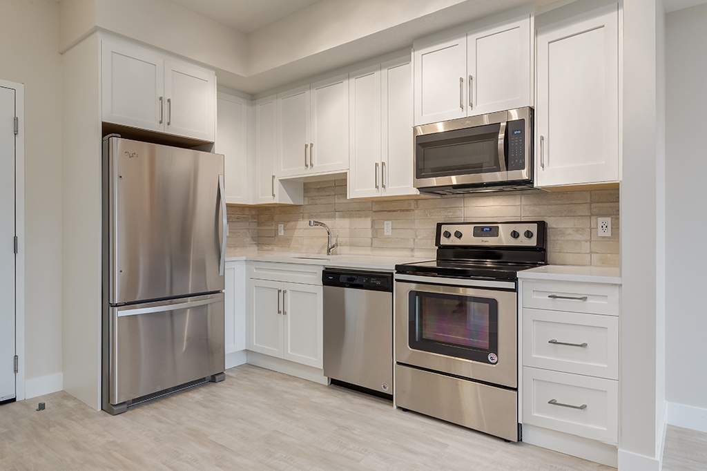 380 Quarry Way SE, Calgary, AB, T2C 5R6 - 2