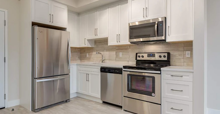 380 Quarry Way SE, Calgary, AB, T2C 5R6 - 2