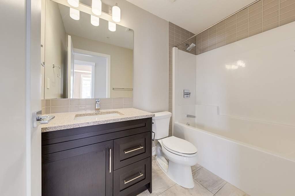 380 Quarry Way SE, Calgary, AB, T2C 5R6 - 6