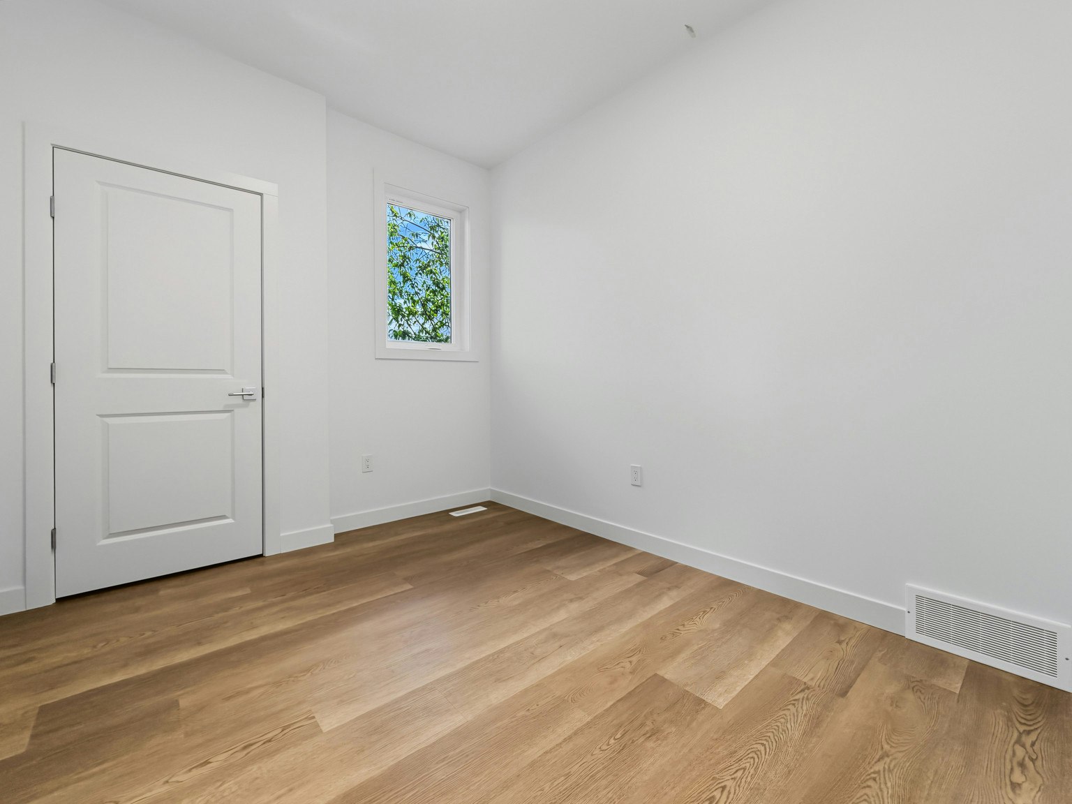 201-227 26 Avenue Northeast, Calgary, AB, T2E 1Z1 - 14