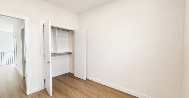 2852-2850 Grant Crescent Southwest, Calgary, AB, T3E 4L1 - 12