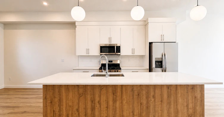 2852-2850 Grant Crescent Southwest, Calgary, AB, T3E 4L1 - 2