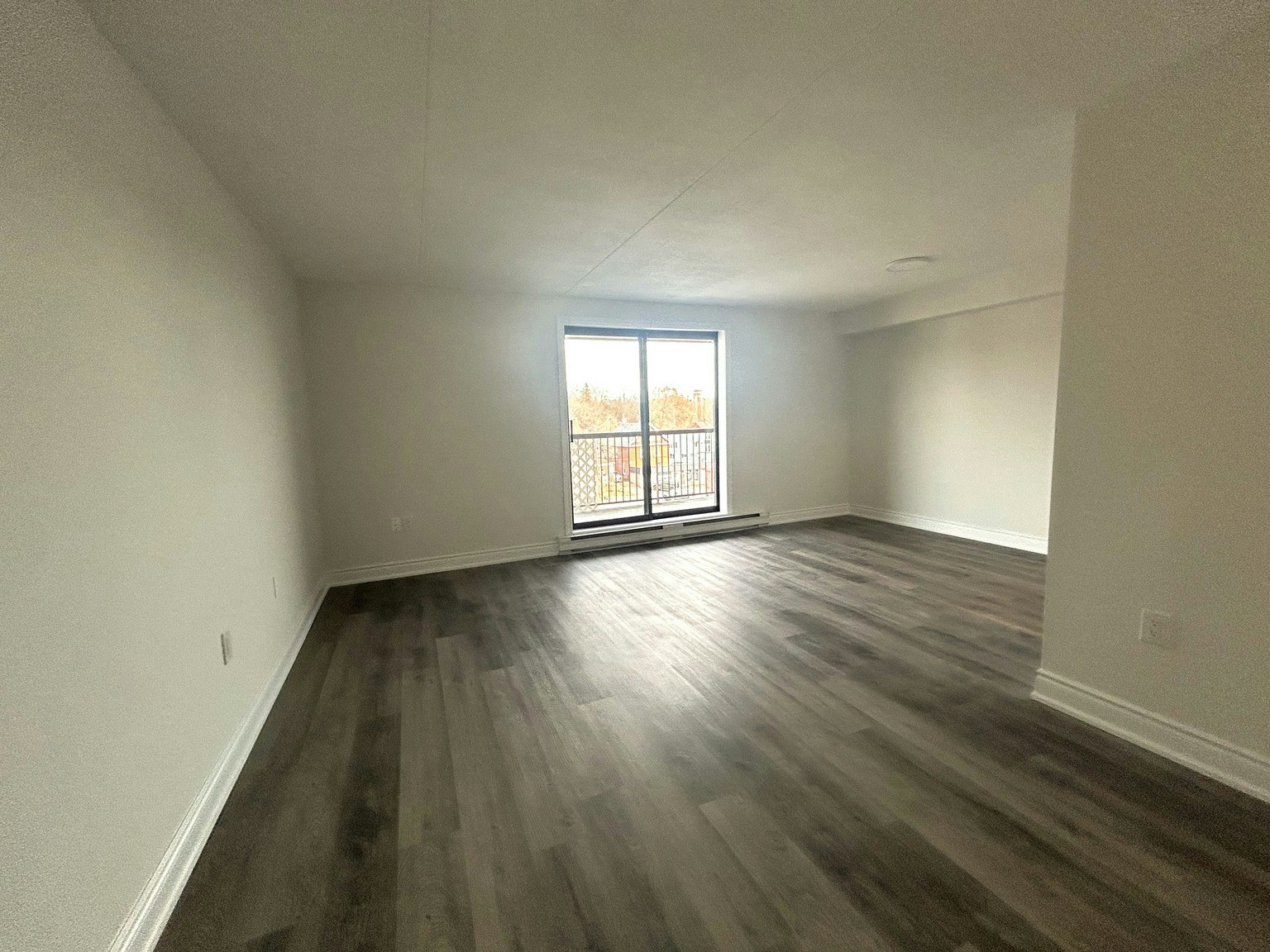 309-17 Coldwater Road West, Orillia, ON, L3V 7C2 - 3