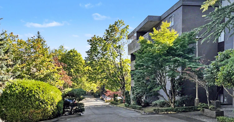 3250 Rock City Road, Nanaimo, BC, V9T 4E9 - 2