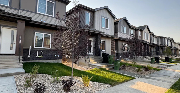 1550 Siskin Link Northwest, Edmonton, AB, T5S 0R3 - 2