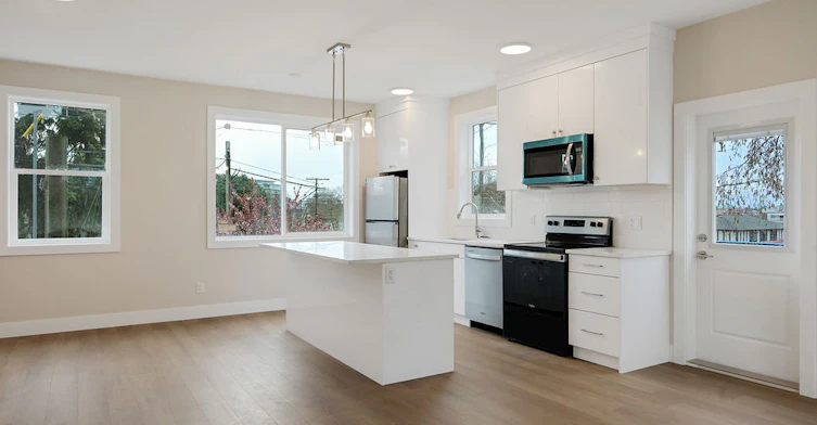 01-710 Catherine Street, Victoria, BC, V9A 3T8 - 4
