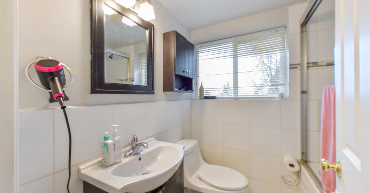 Basement-7437 Garfield Drive, Delta, BC, V4C 6X9 - 11