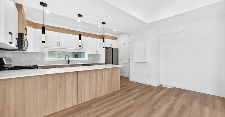 14504 95 Avenue Northwest, Edmonton, AB, T5N 0A9 - 8