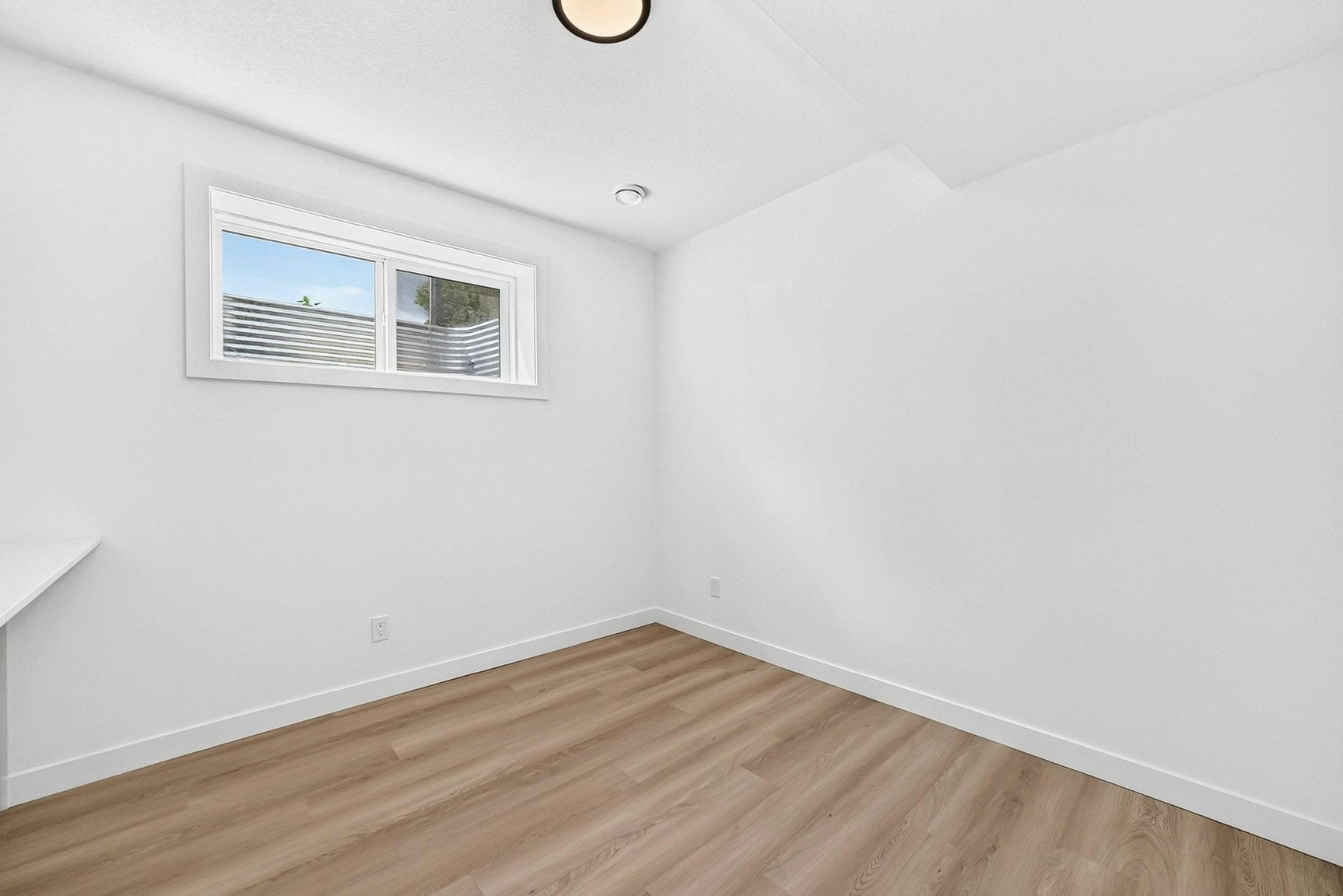 14504 95 Avenue Northwest, Edmonton, AB, T5N 0A9 - 3