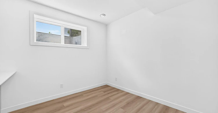 14504 95 Avenue Northwest, Edmonton, AB, T5N 0A9 - 3