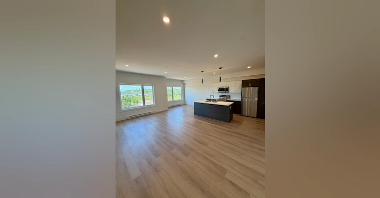 305 Warner Street, Moncton, NB, E1A 7S4 - 2