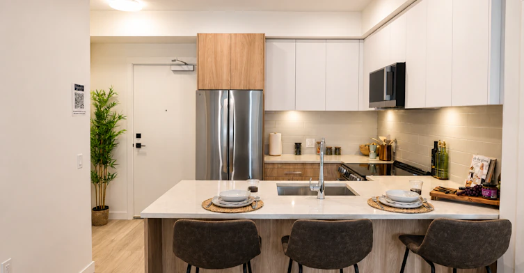 504-245 Bewicke Avenue, North Vancouver, BC, V7M 3E3 - 5