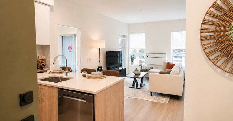 504-245 Bewicke Avenue, North Vancouver, BC, V7M 3E3 - 8
