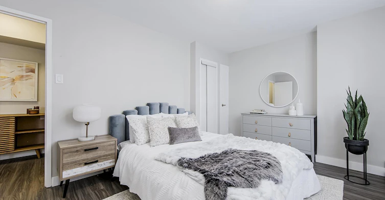 100 Gowan Avenue, Toronto, ON, M4K 2E5 - 6