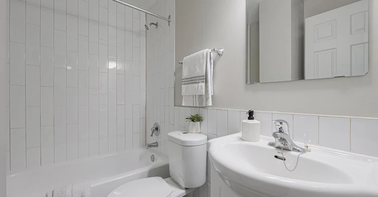 392 Sherbourne Street, Toronto, ON, M4X 1K2 - 4