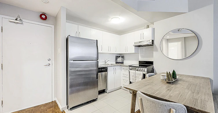 392 Sherbourne Street, Toronto, ON, M4X 1K2 - 2