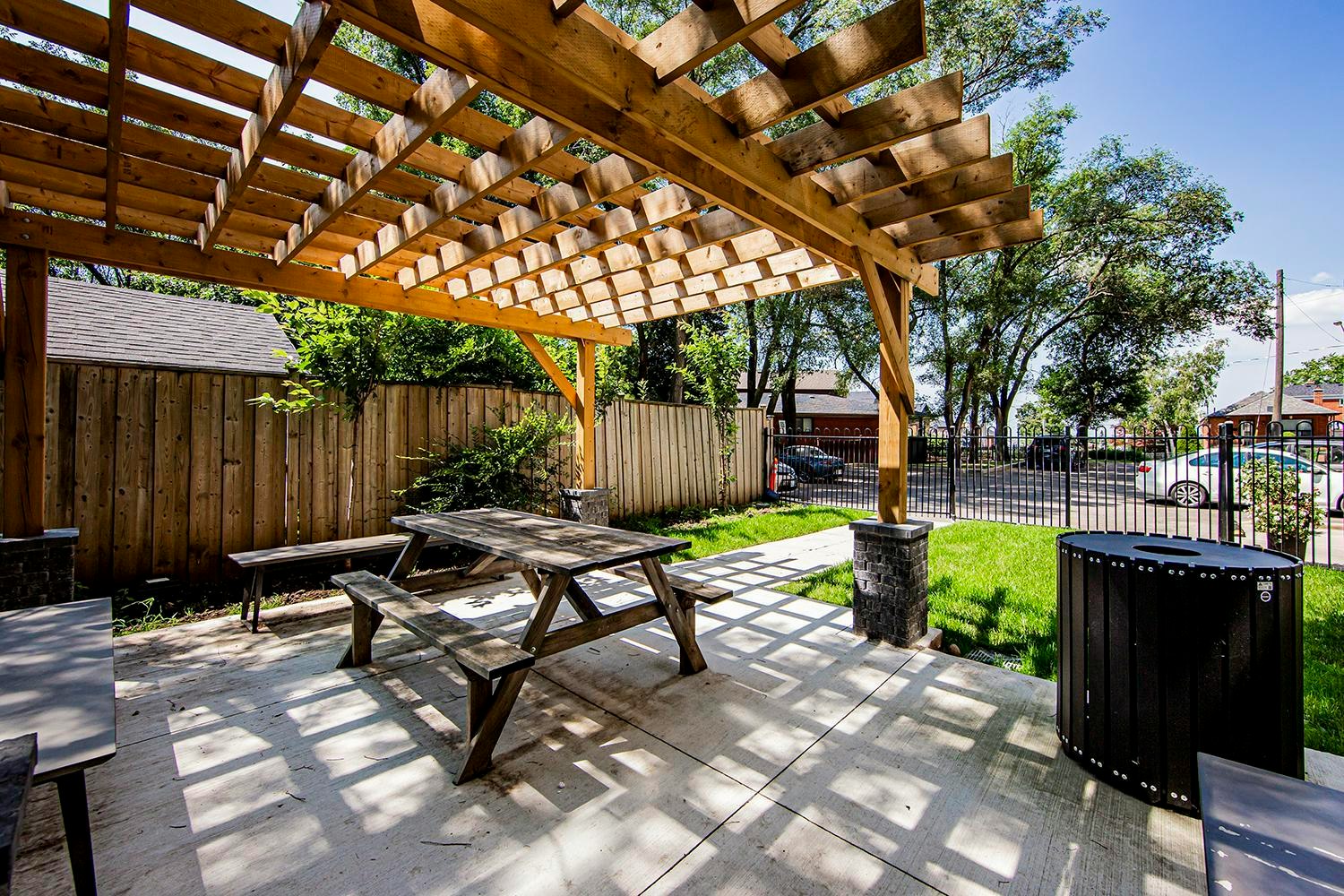 65 Dynevor Road, Toronto, ON, M6E 3W8 - 14
