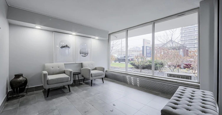 0-620 Northcliffe Boulevard, Toronto, ON, M6E 3M1 - 11
