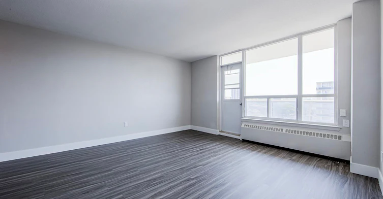 620 Northcliffe Boulevard, Toronto, ON, M6E 3M1 - 5