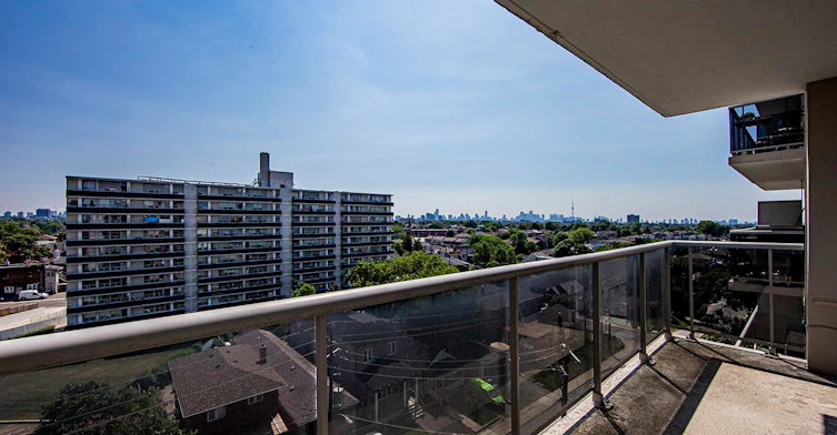 620 Northcliffe Boulevard, Toronto, ON, M6E 3M1 - 14