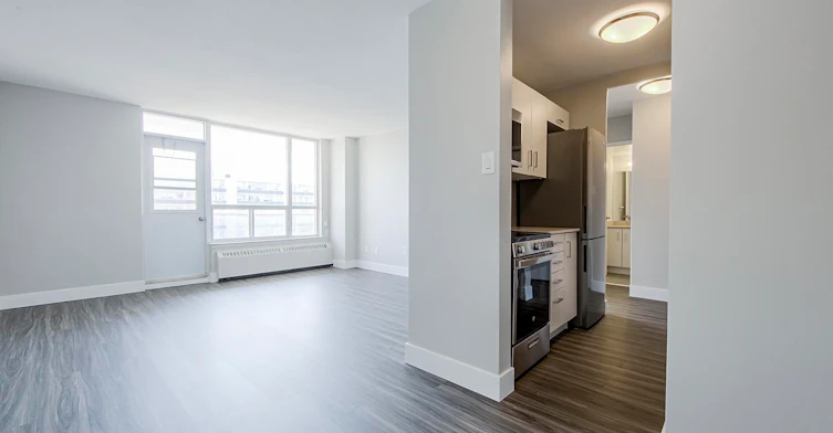 620 Northcliffe Boulevard, Toronto, ON, M6E 3M1 - 3