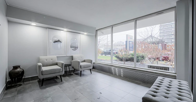 620 Northcliffe Boulevard, Toronto, ON, M6E 3M1 - 12