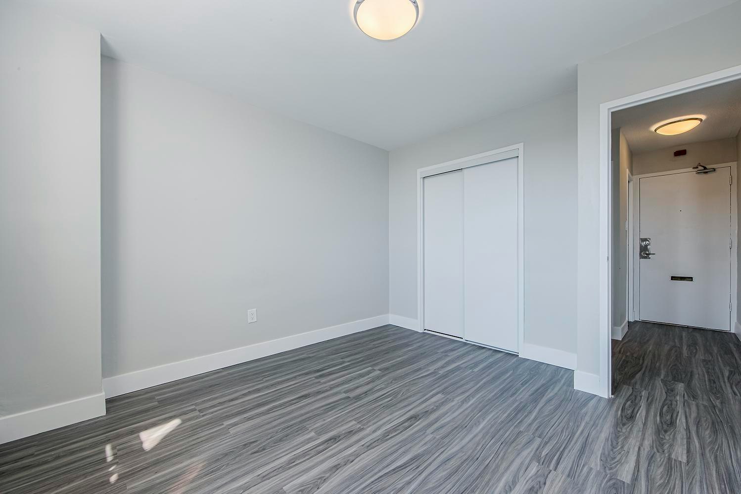 620 Northcliffe Boulevard, Toronto, ON, M6E 3M1 - 6