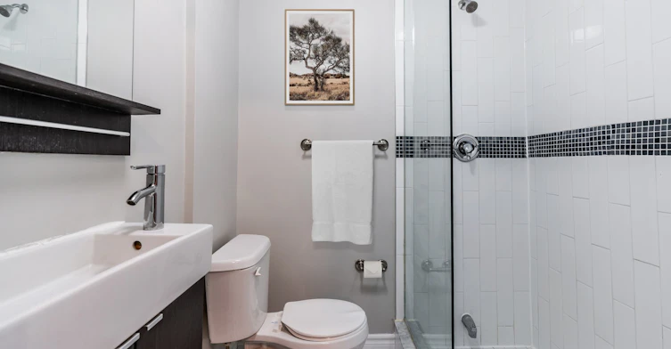 h012-32 Maitland Street, Toronto, ON, M4Y 1C5 - 7